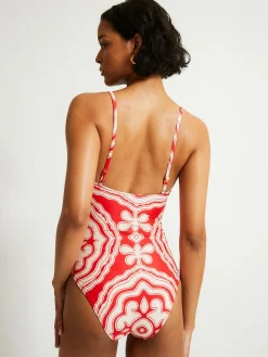 ELENE | One Piece