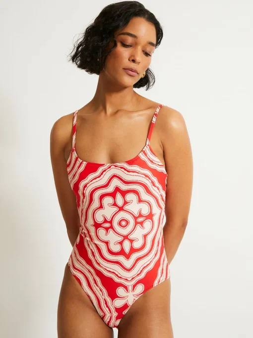 ELENE | One Piece